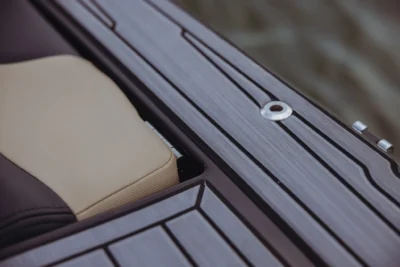 Custom-Mastercraft-XT25-002